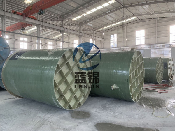 山東橫式玻璃鋼罐供應(yīng)廠家
